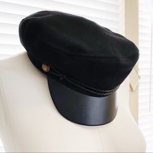 ✨NEW✨ Faux Leather Paperboy Hat